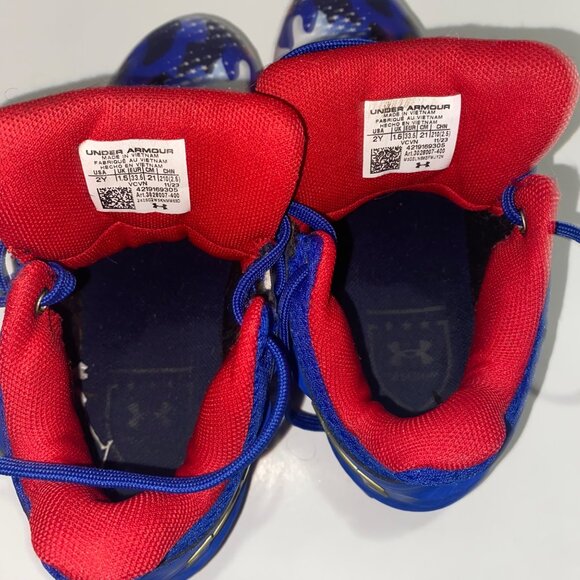 Under Armour Youth Football Cleats Size 2Y - Picture 9 of 9